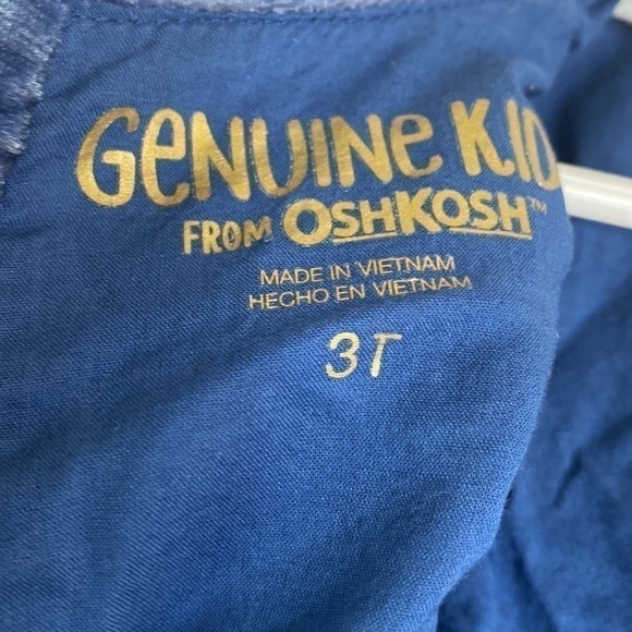 3/$15 Sale OshKosh Genuine Kid Crushed Blue Velvet 3T Girls Jeweled Buttoned Top - Picture 3 of 5